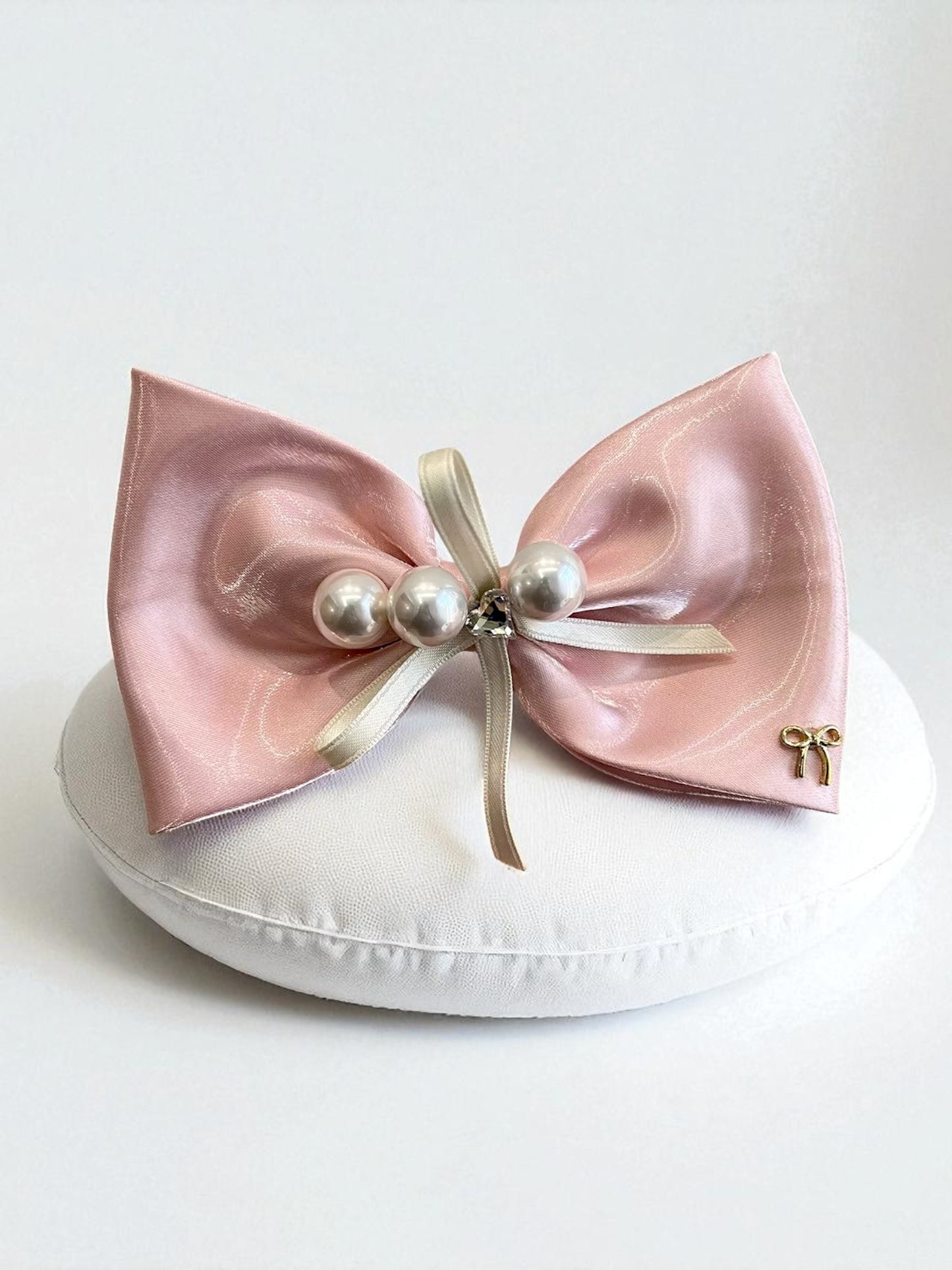 Blush Milk french Hair Clip