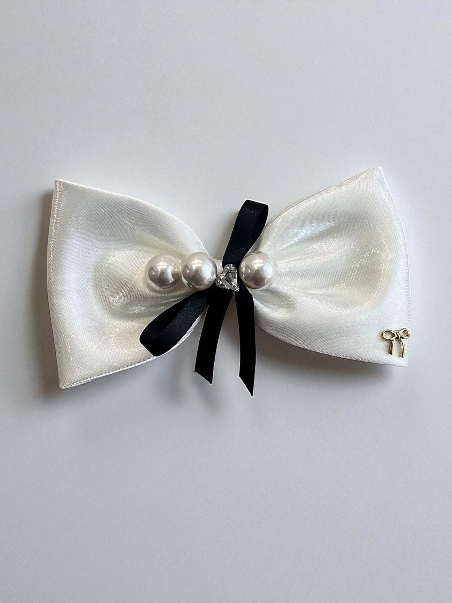 Blush Milk french Hair Clip